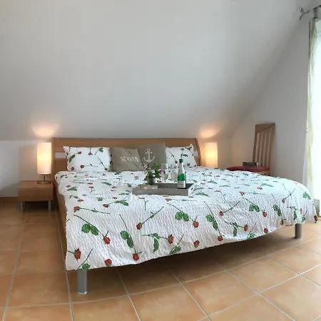 Achter`t Diek Apartment *